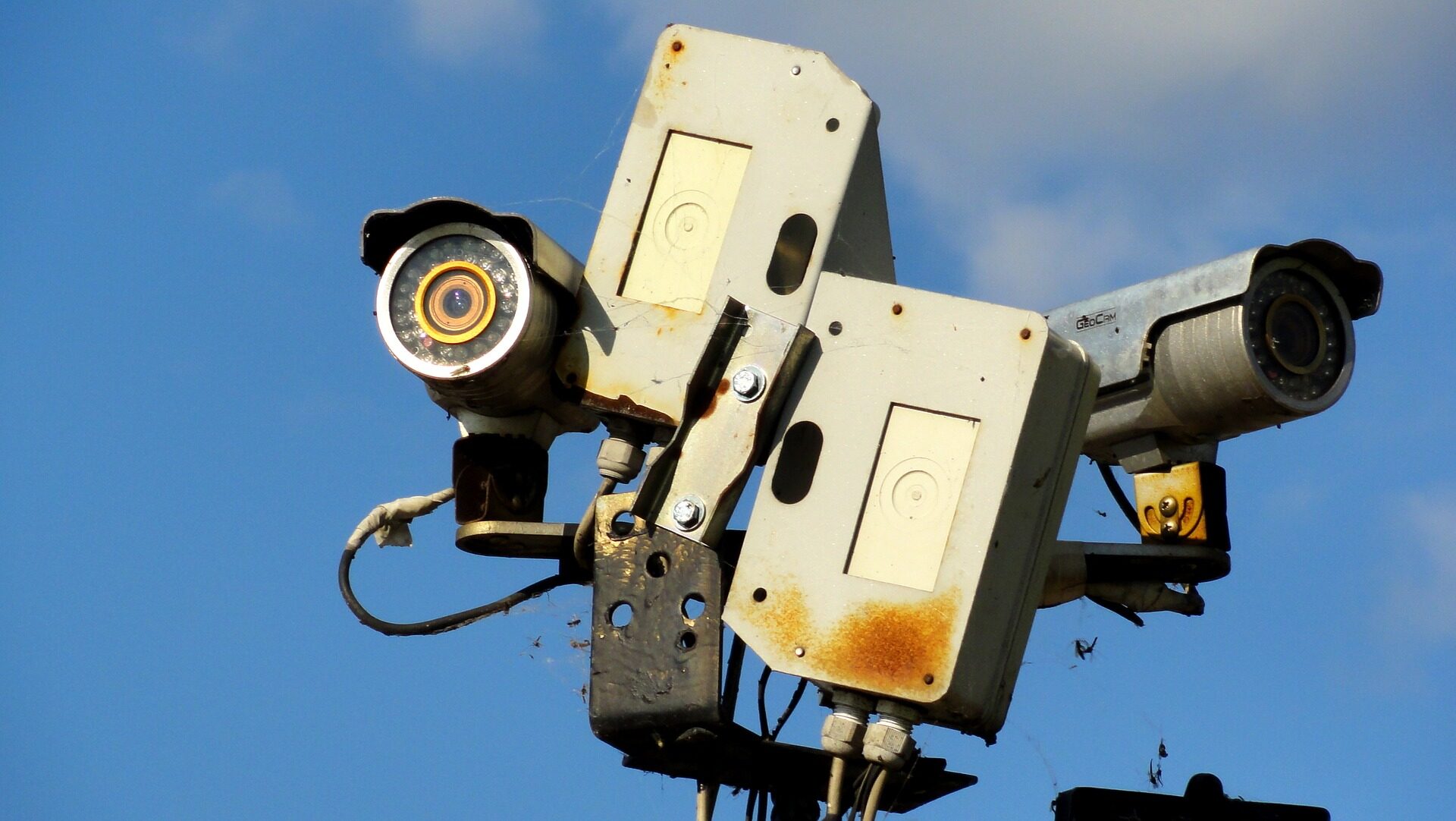 Montaż monitoringu w biurze?